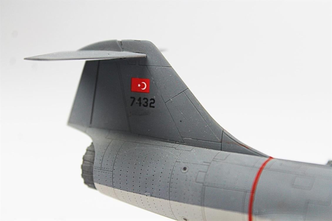 QD088 1/72 F-104G Starfighter Sergilemeye Hazır Plastik Uçak Modeli