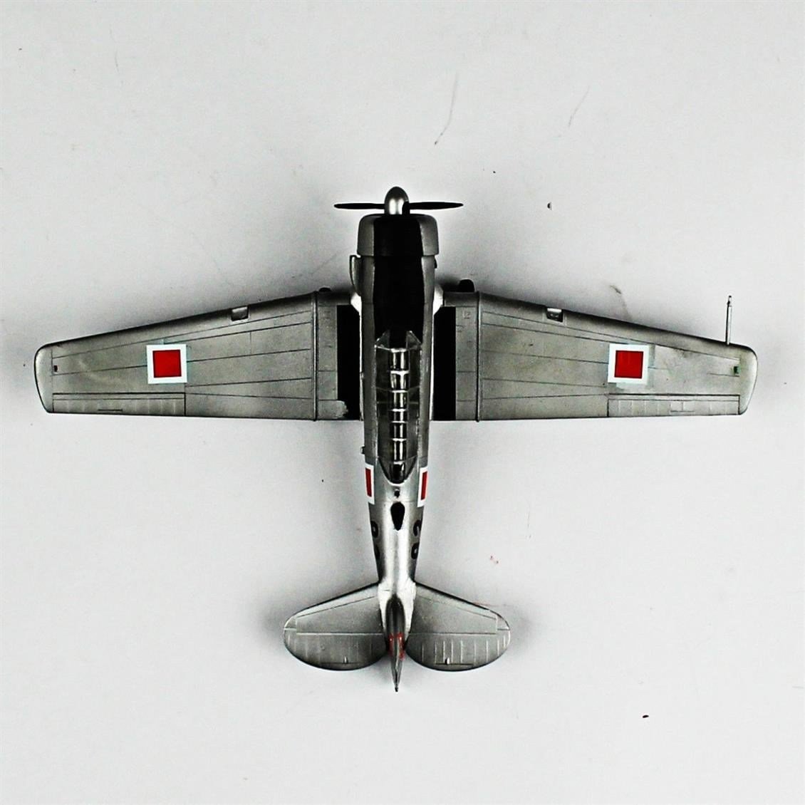 QD094 1/72 T-6E Texan Sergilemeye Hazır Plastik Uçak Modeli