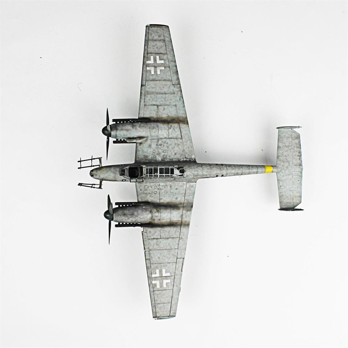 QD097 1/48 Ölçek, Messerschmitt Bf 110 G Sergilemeye Hazır Plastik Uçak Maketi