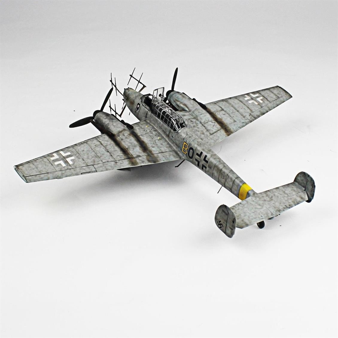 QD097 1/48 Ölçek, Messerschmitt Bf 110 G Sergilemeye Hazır Plastik Uçak Maketi