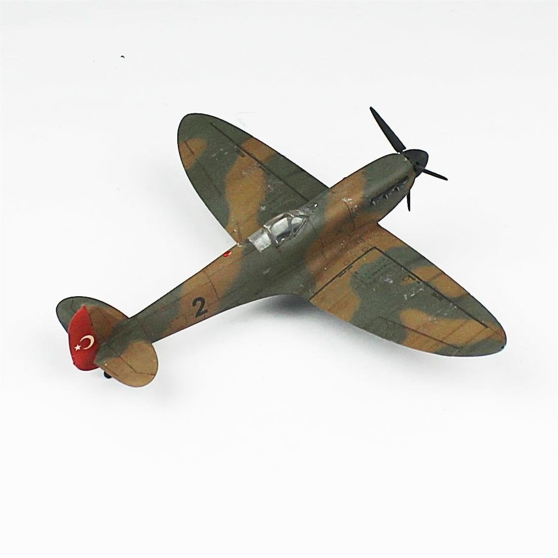 QD109 1/72 Spitfire Mk.I Sergilemeye Hazır Plastik Uçak Modeli