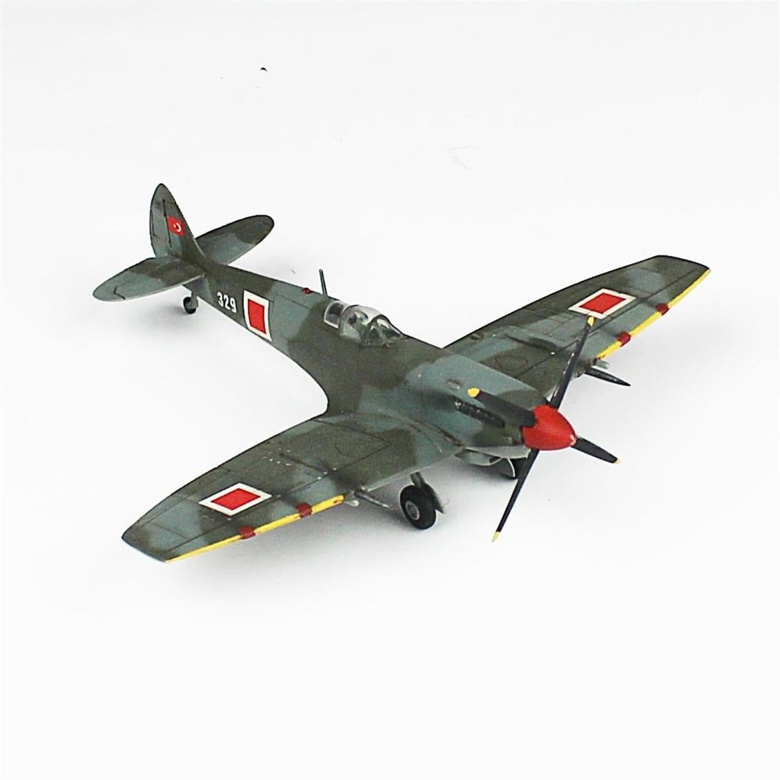 QD110 1/72 Spitfire Mk.IXE Sergilemeye Hazır Plastik Uçak Modeli