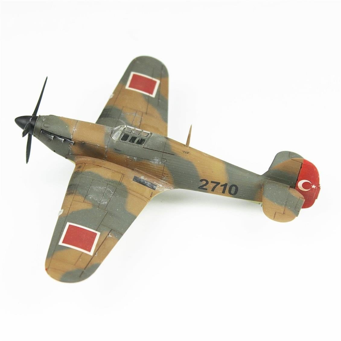 QD111 1/72 Hurricane Mk.II Sergilemeye Hazır Plastik Uçak Modeli