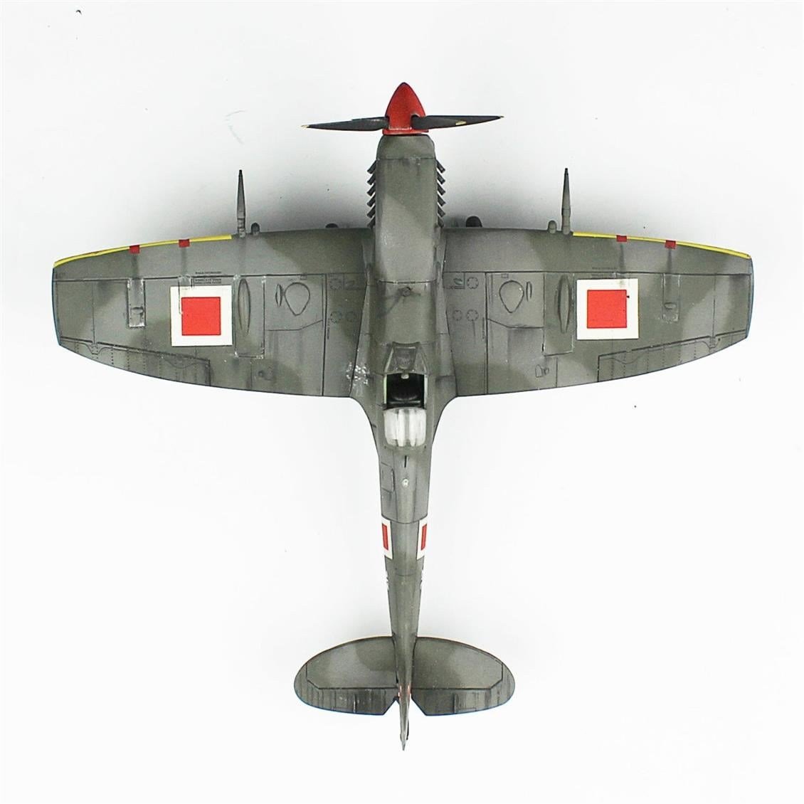 QD113 1/48 Spitfire Mk.IXC Sergilemeye Hazır Plastik Uçak Modeli