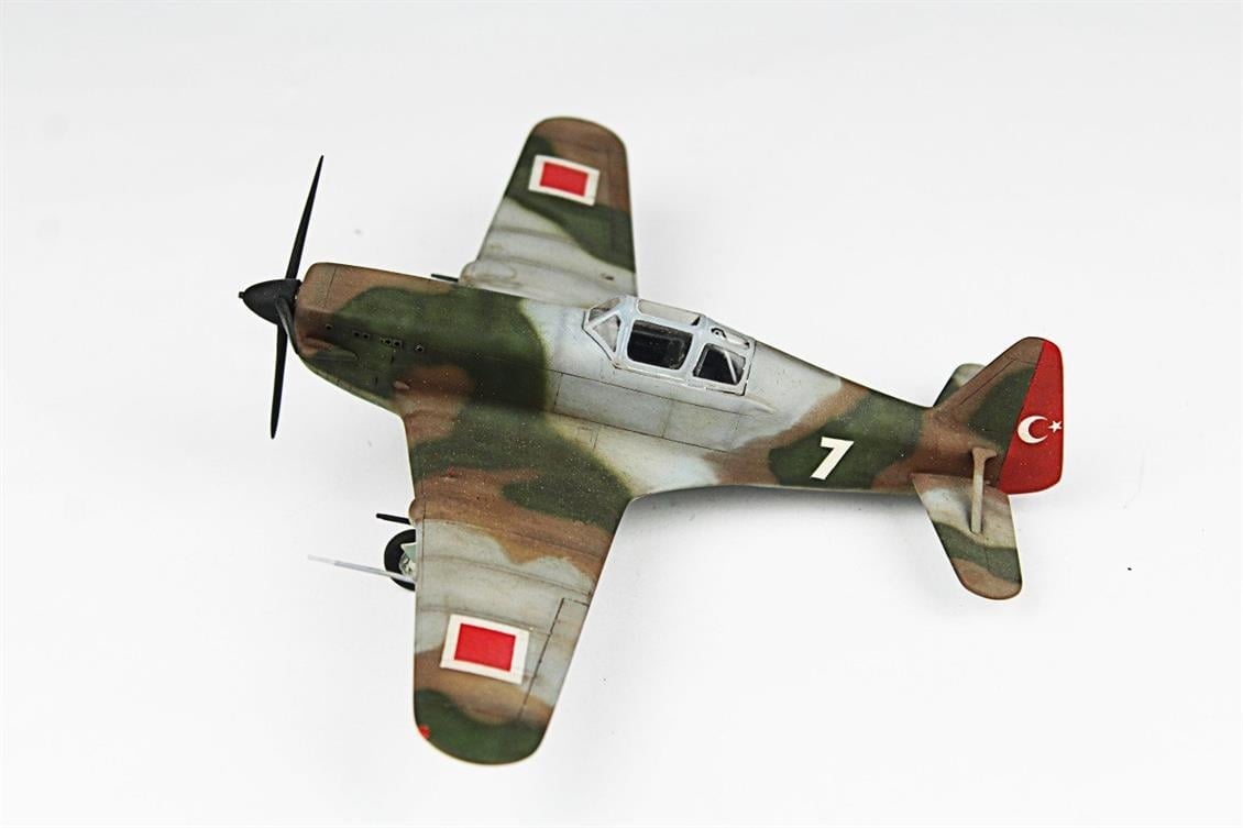 QD116 1/48 MS-406 Sergilemeye Hazır Plastik Uçak Modeli