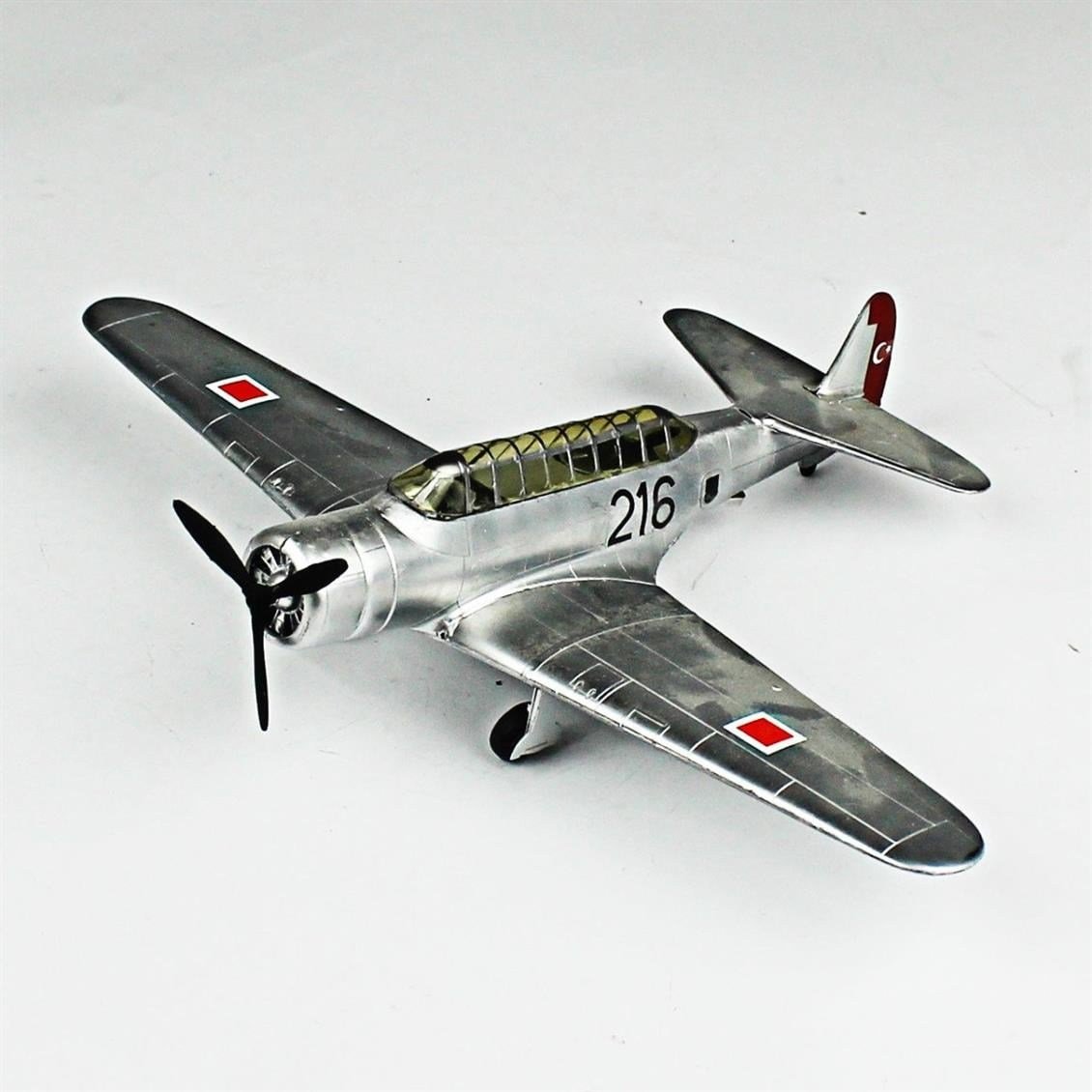 QD119 1/48 Wultee BT. Sergilemeye Hazır Plastik Uçak Modeli