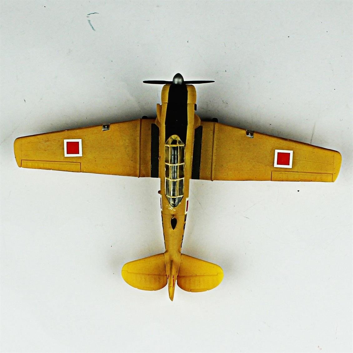 QD121 1/72 T-6E Texan Sergilemeye Hazır Plastik Uçak Modeli