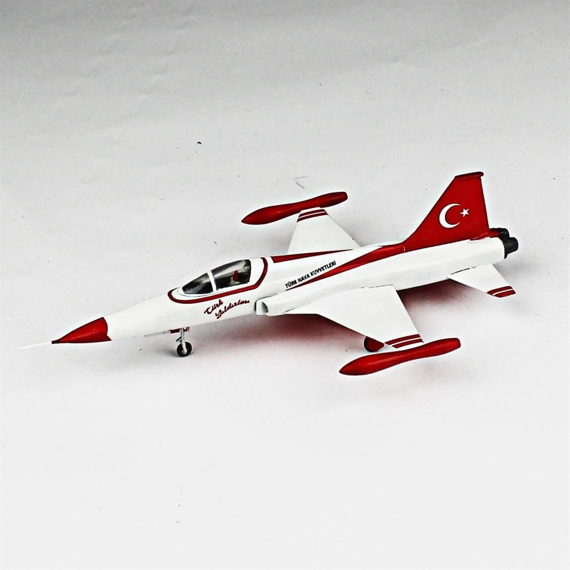 QD123 1/72 F-5N Freedom Fighter Sergilemeye Hazır Plastik Uçak Modeli
