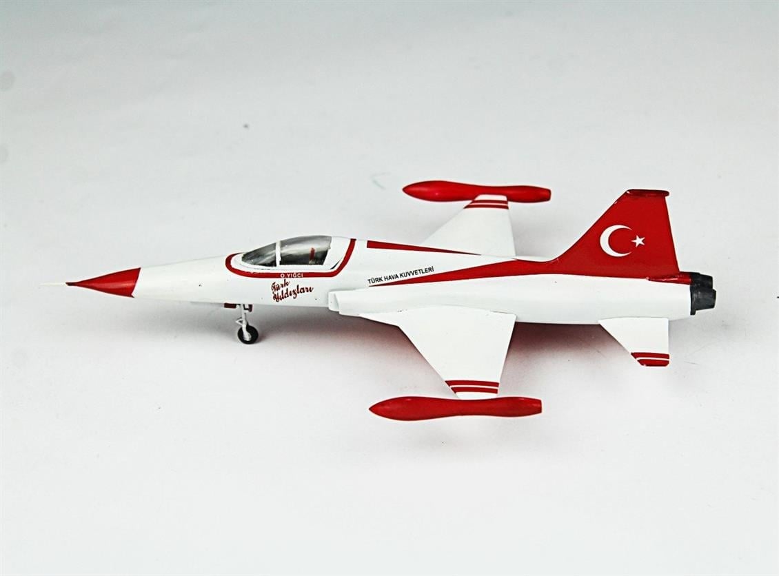QD124 1/72 F-5N Freedom Fighter Sergilemeye Hazır Plastik Uçak Modeli