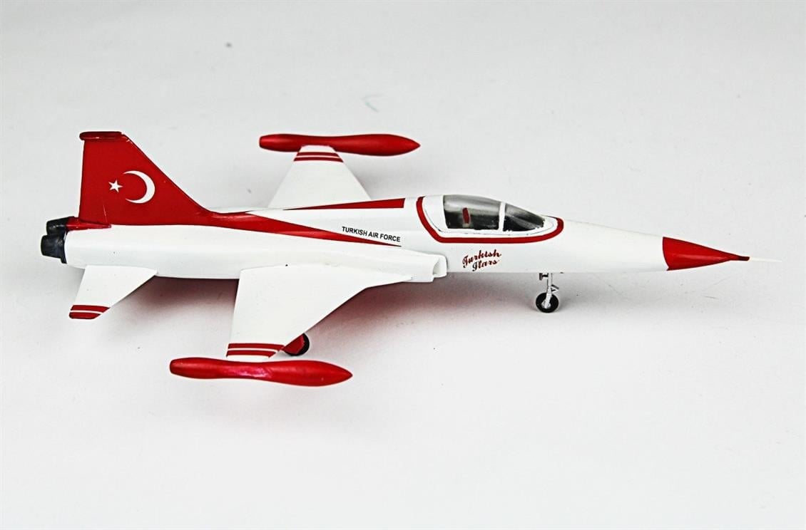 QD124 1/72 F-5N Freedom Fighter Sergilemeye Hazır Plastik Uçak Modeli