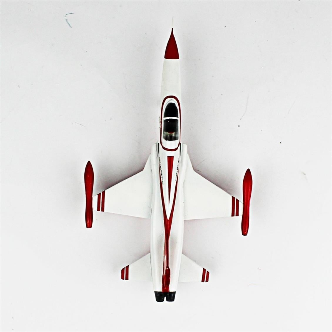 QD124 1/72 F-5N Freedom Fighter Sergilemeye Hazır Plastik Uçak Modeli