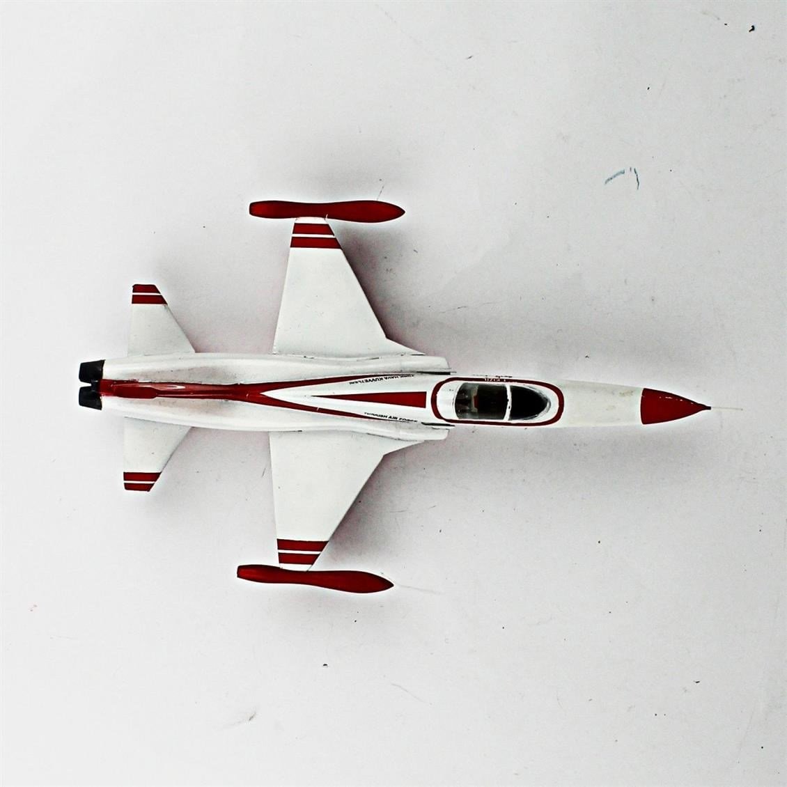 QD125 1/72 F-5N Freedom Fighter Sergilemeye Hazır Plastik Uçak Modeli
