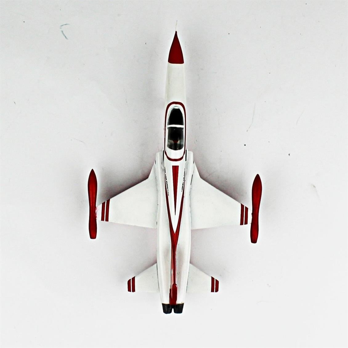 QD126 1/72 F-5N Freedom Fighter Sergilemeye Hazır Plastik Uçak Modeli