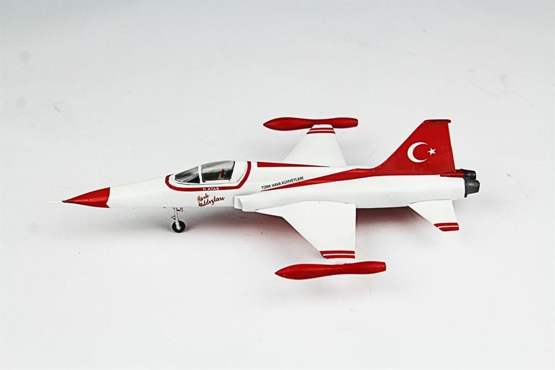 QD126 1/72 F-5N Freedom Fighter Sergilemeye Hazır Plastik Uçak Modeli
