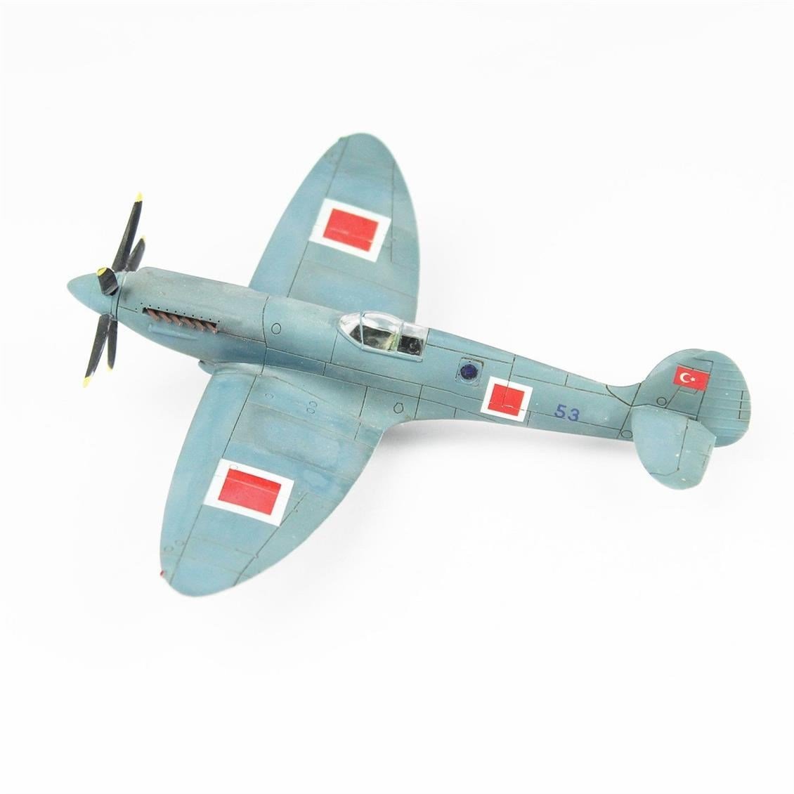 QD131 1/72 Spitfire Pru Sergilemeye Hazır Plastik Uçak Modeli