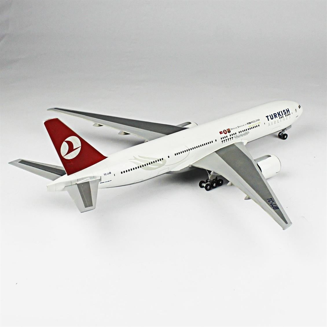 QD136 1/144 B-777 Sergilemeye Hazır Plastik Uçak Modeli