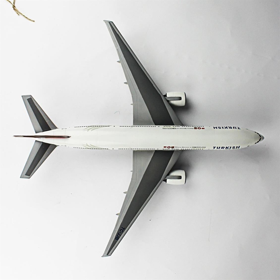QD136 1/144 B-777 Sergilemeye Hazır Plastik Uçak Modeli