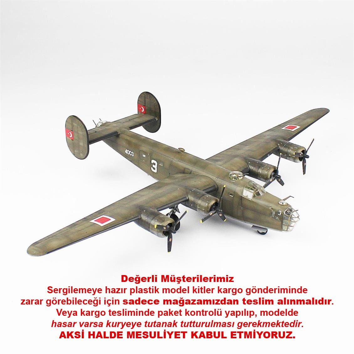 QD142 1/72 B-24D Liberator Sergilemeye Hazır Plastik Uçak Modeli