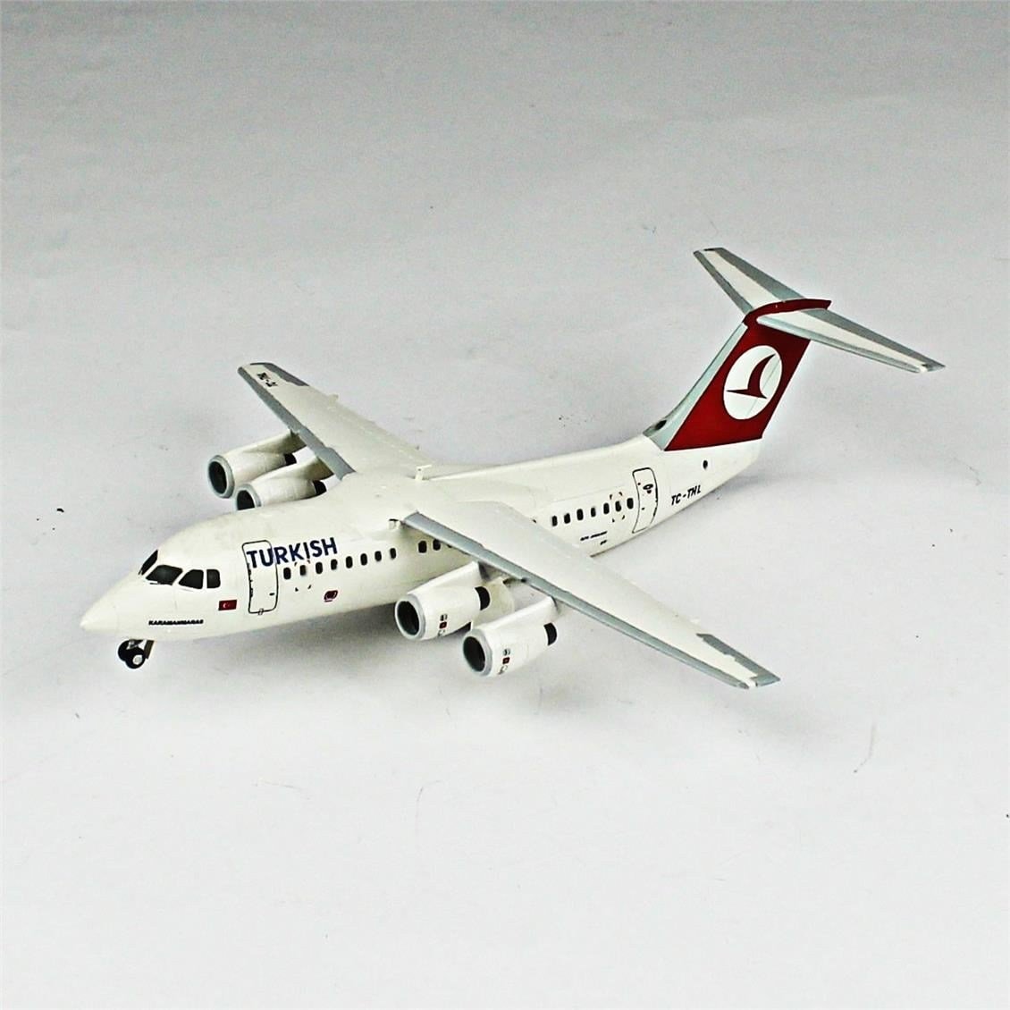 QD147 1/144 RJ-45 Sergilemeye Hazır Plastik Uçak Modeli