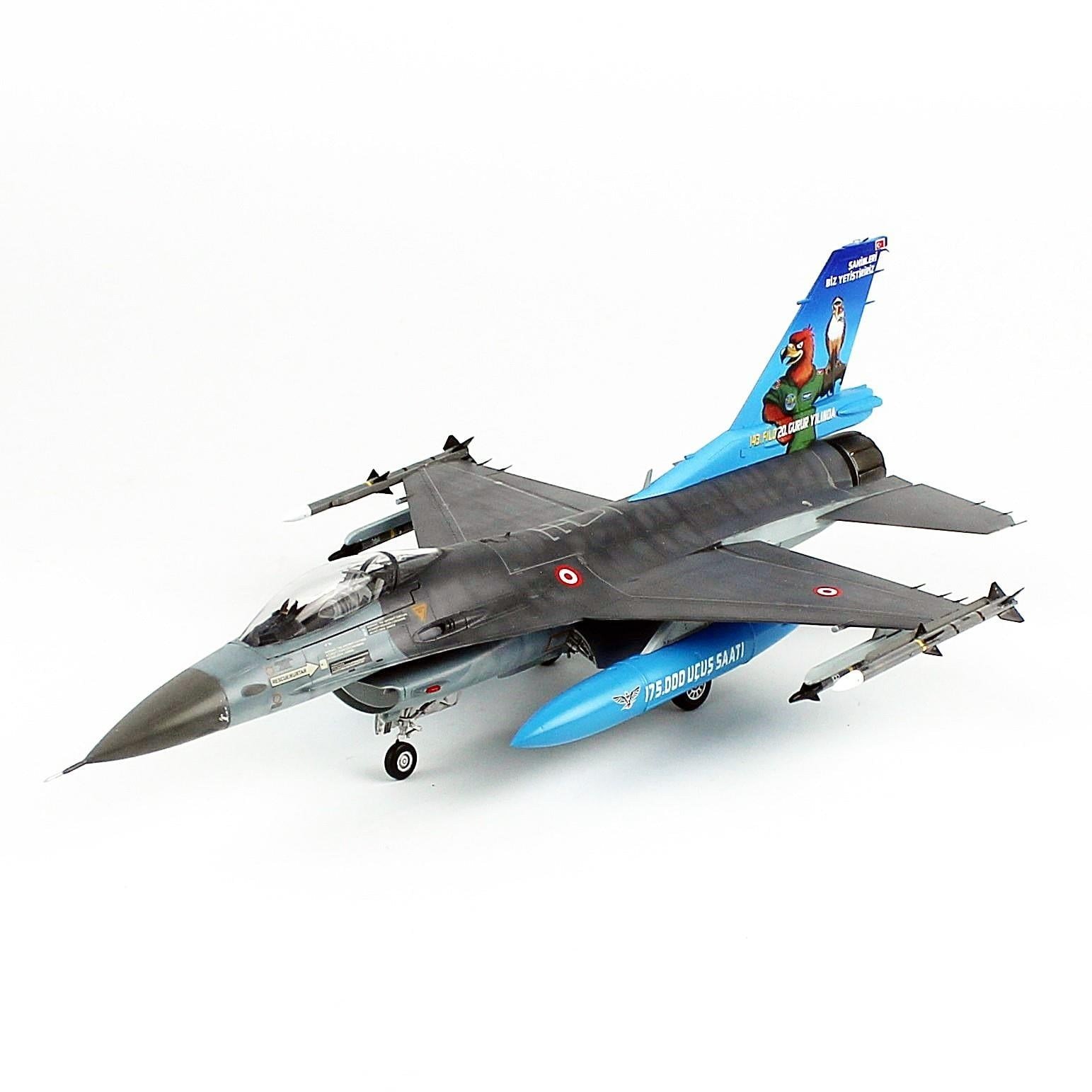 QD166 1/48 F-16C Turkish Air Force