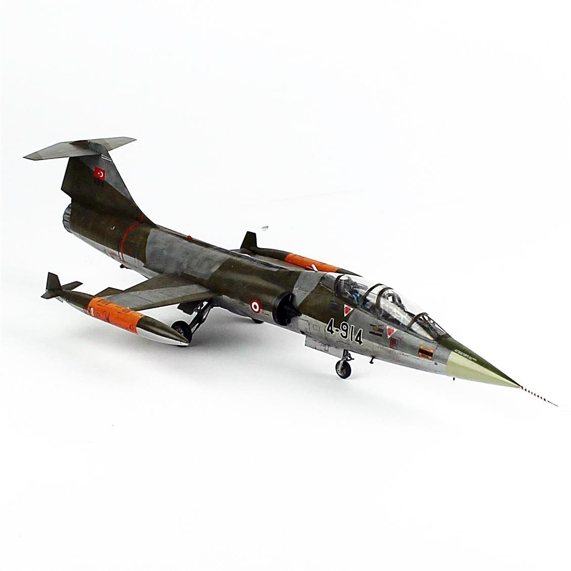 QD172 1/48 Ölçek,TF 104G Star Fighter,  Sergilemeye Hazır Plastik Uçak Modeli