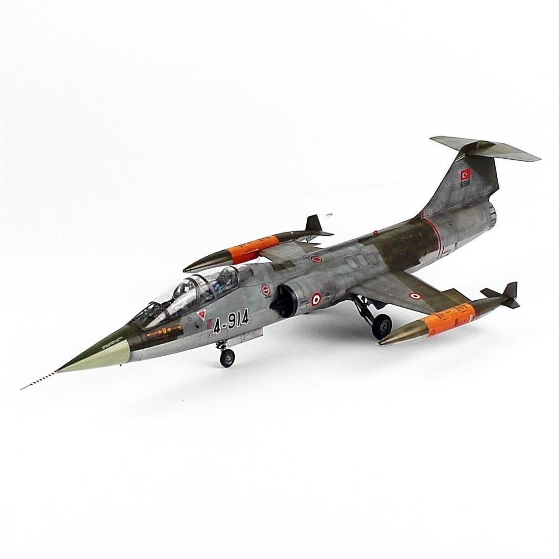 QD172 1/48 Ölçek,TF 104G Star Fighter,  Sergilemeye Hazır Plastik Uçak Modeli
