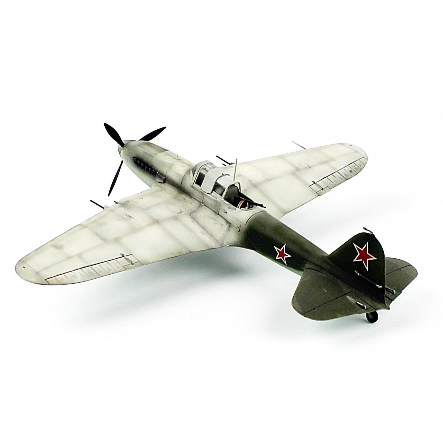 QD178 1/48 Ölçek, IL-2, Sergilemeye Hazır Savaşl Uçağı Modeli