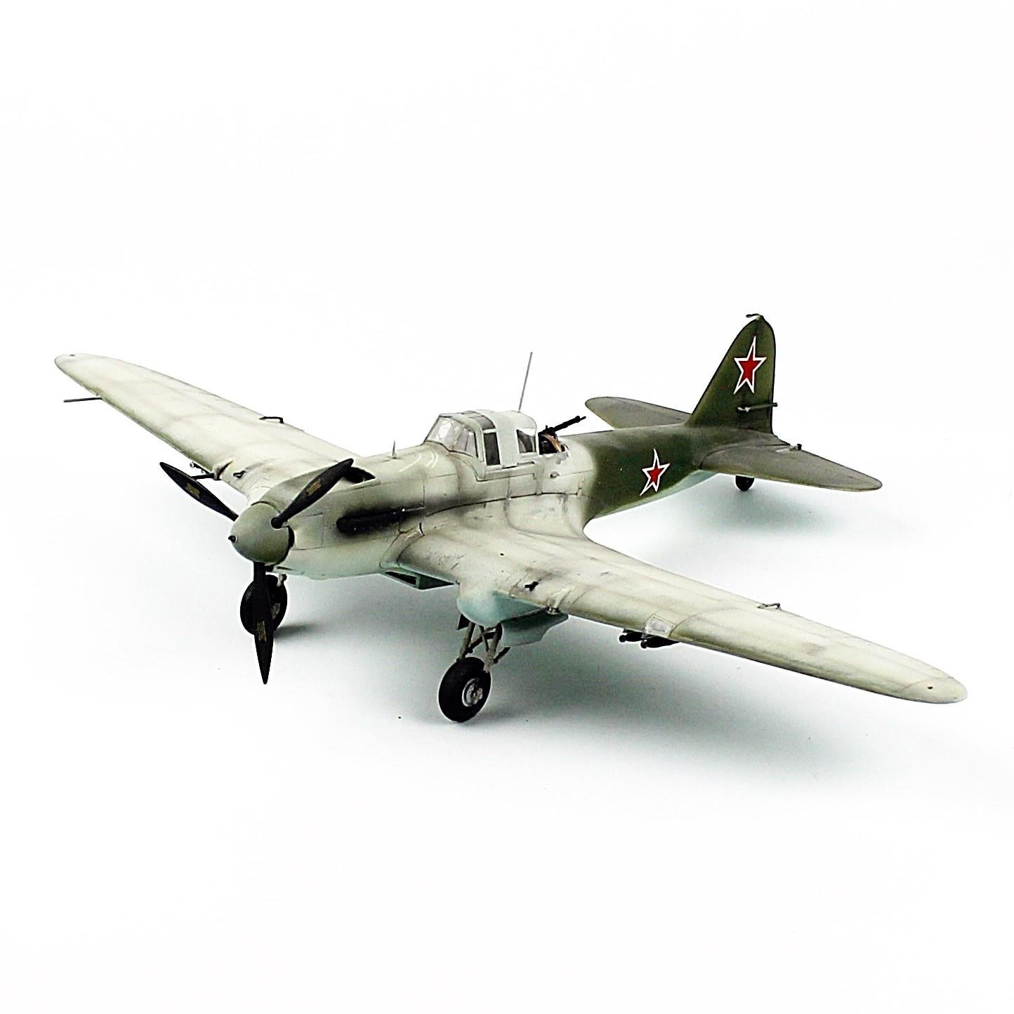 QD178 1/48 Ölçek, IL-2, Sergilemeye Hazır Savaşl Uçağı Modeli