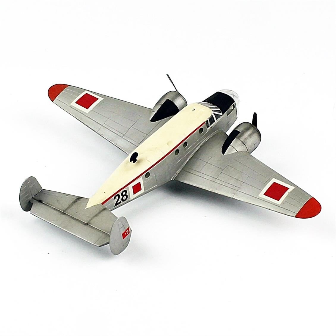 QD189 1/72 Ölçek, Beech AT-11 Kansan, Türk Hv. Kuv., Sergilemeye Hazır Savaşl Uçağı Modeli