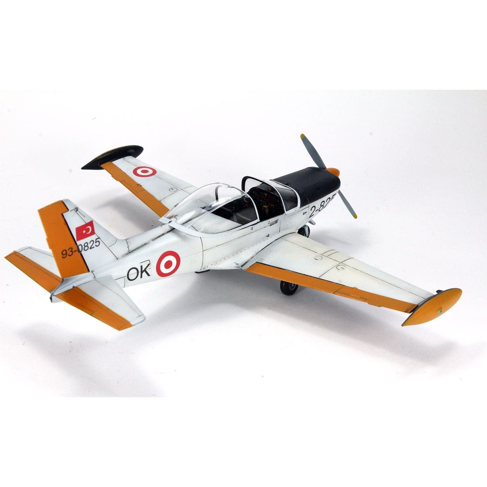 QD198 1/48 Ölçek, Special Hobby, SIAI-Marchetti SF-260D, Turkish Air Forces, Cigli, Izmir, 2011. , Sergilemeye Hazır Model Uçak