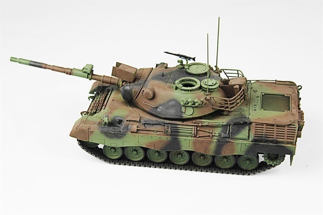QD201 1/35 Leopard 1A2, Italeri, Sergilemeye Hazır Plastik Tank Modeli