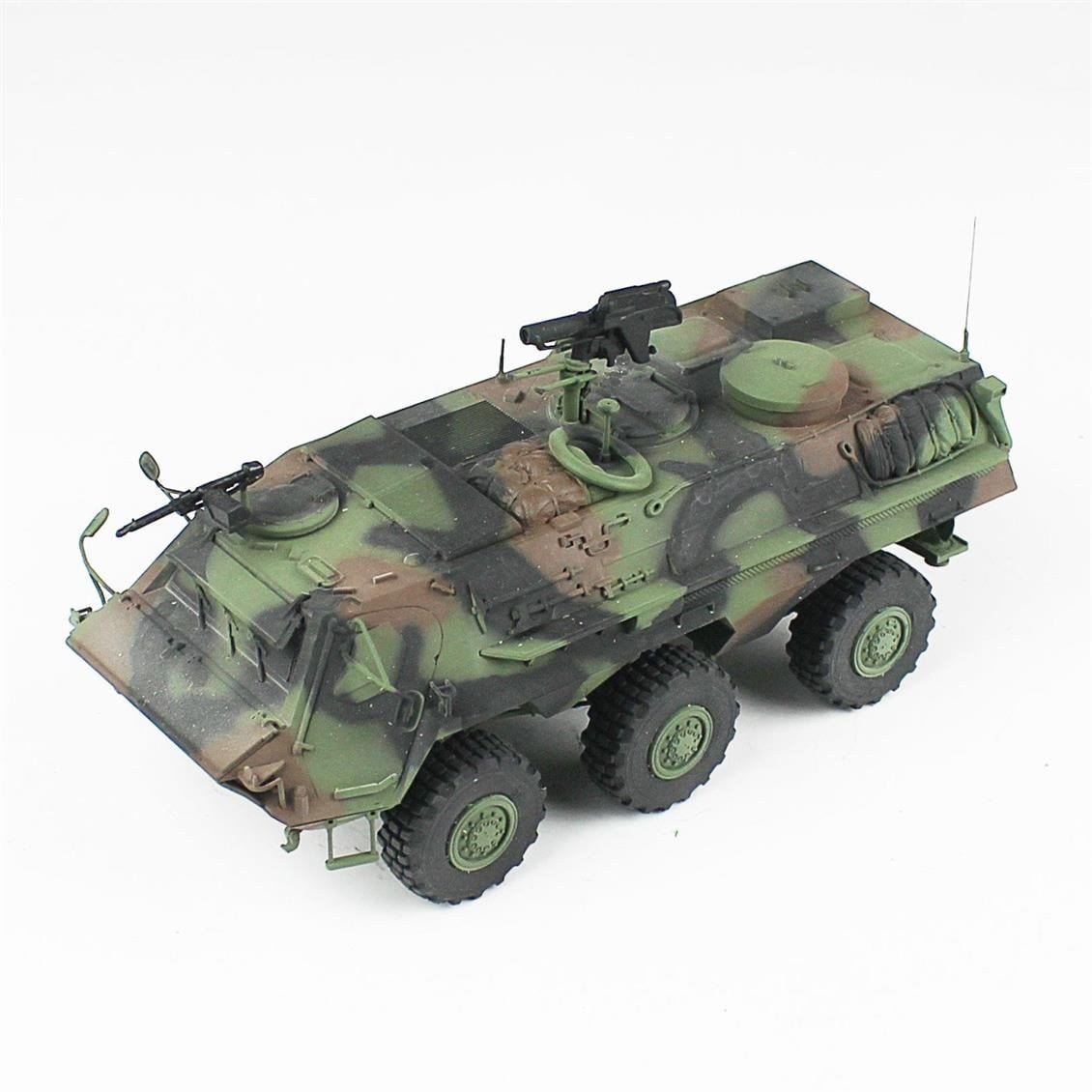 QD205 1/35 Fuchs, Revell, Sergilemeye Hazır Plastik Tank Modeli