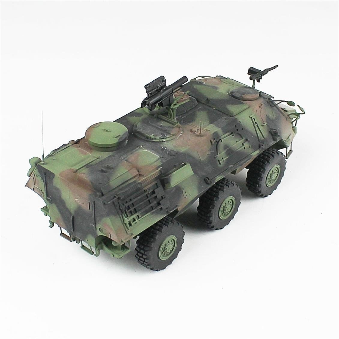 QD205 1/35 Fuchs, Revell, Sergilemeye Hazır Plastik Tank Modeli