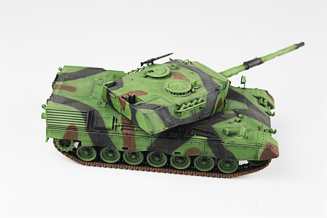 QD211 1/35 Leopard 1A4, Tamiya, Sergilemeye Hazır Plastik Tank Modeli
