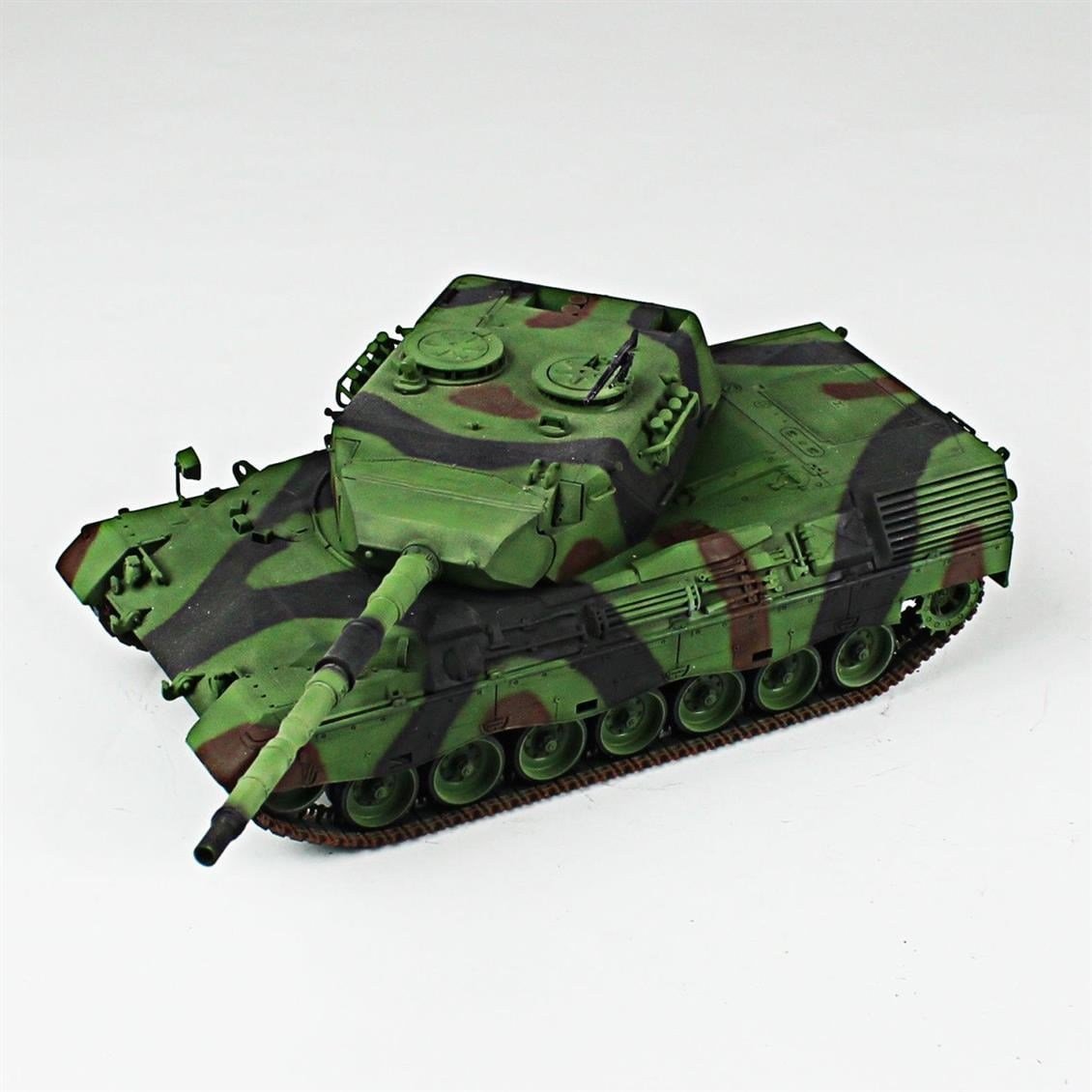 QD211 1/35 Leopard 1A4, Tamiya, Sergilemeye Hazır Plastik Tank Modeli