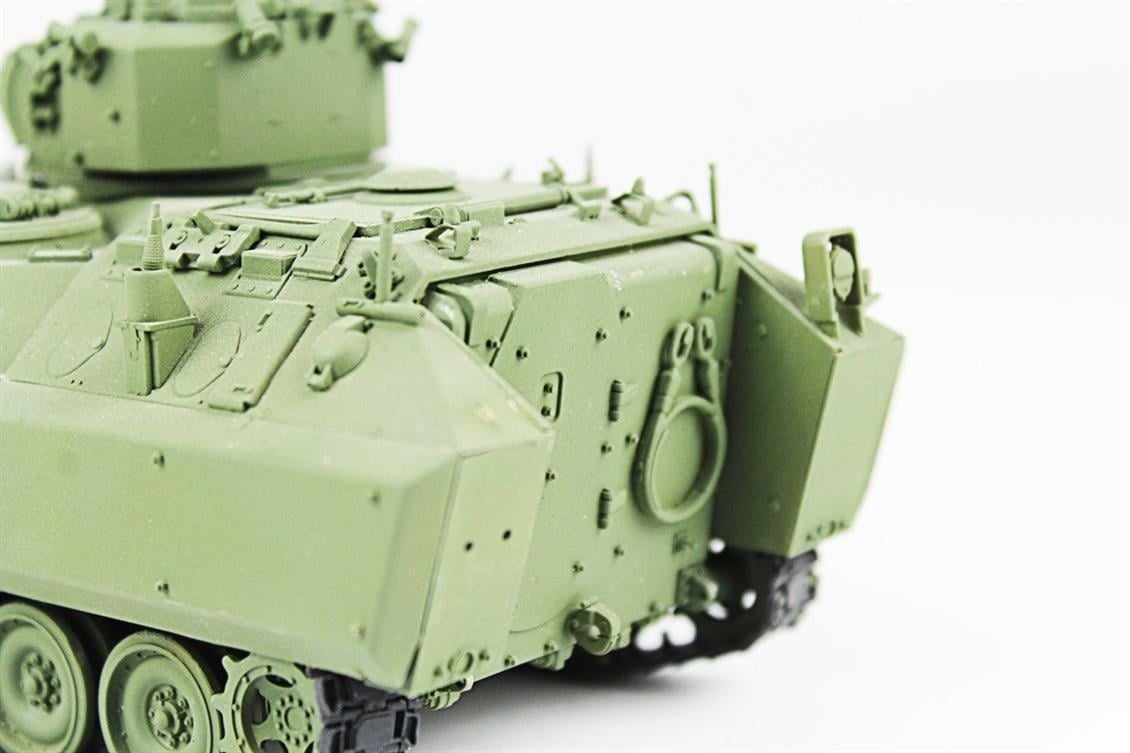 QD217 1/35 FNSS ZMA 25 mm. Canon, AFV Club, Sergilemeye Hazır Plastik Tank Modeli