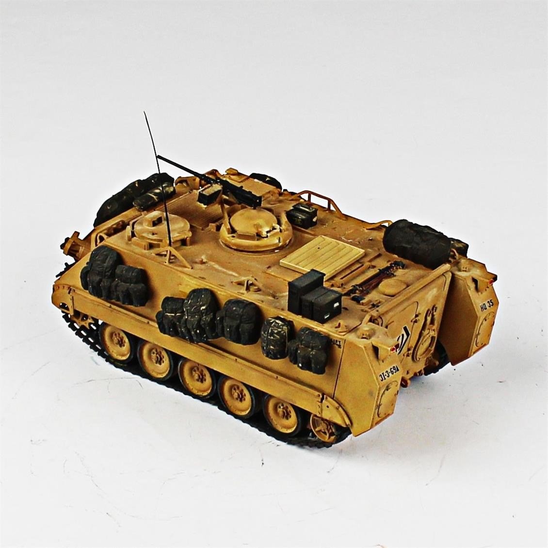 QD229 1/35 M113A2 12,7 mm. Kuleli, Tamiya, Sergilemeye Hazır Plastik Tank Modeli