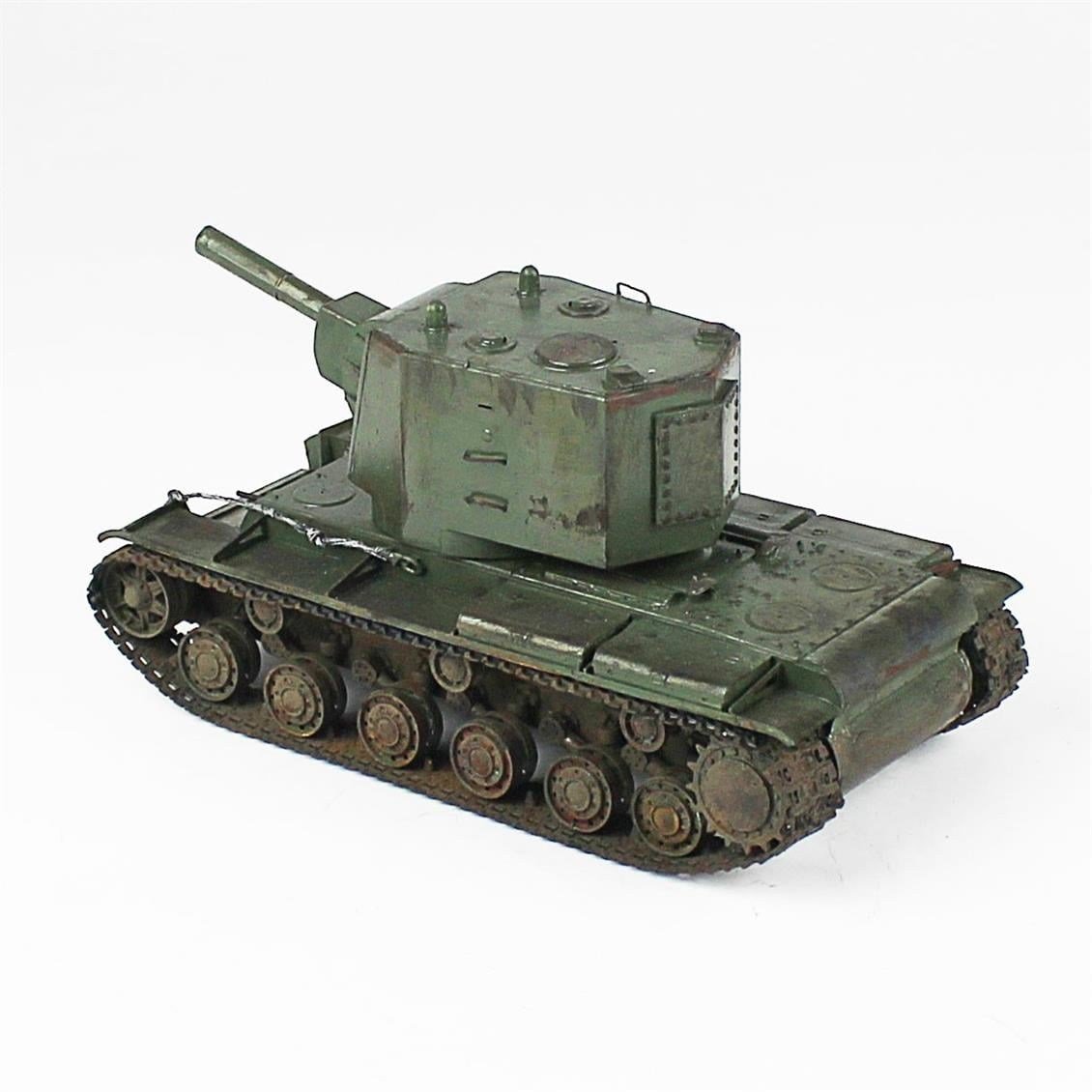 QD234 1/35 KV-2, Tamiya, Sergilemeye Hazır Plastik Tank Modeli
