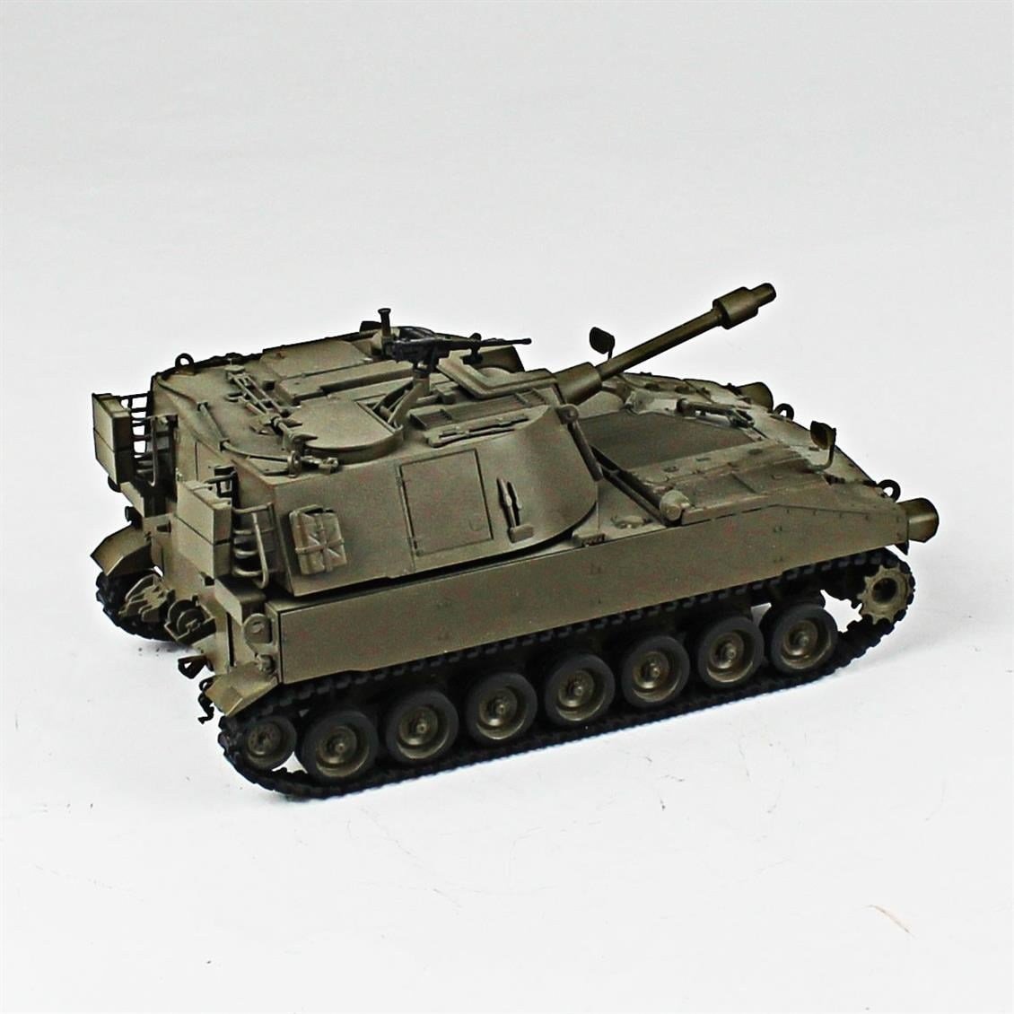 QD238 1/35 M108, AFV Club, Sergilemeye Hazır Plastik Tank Modeli