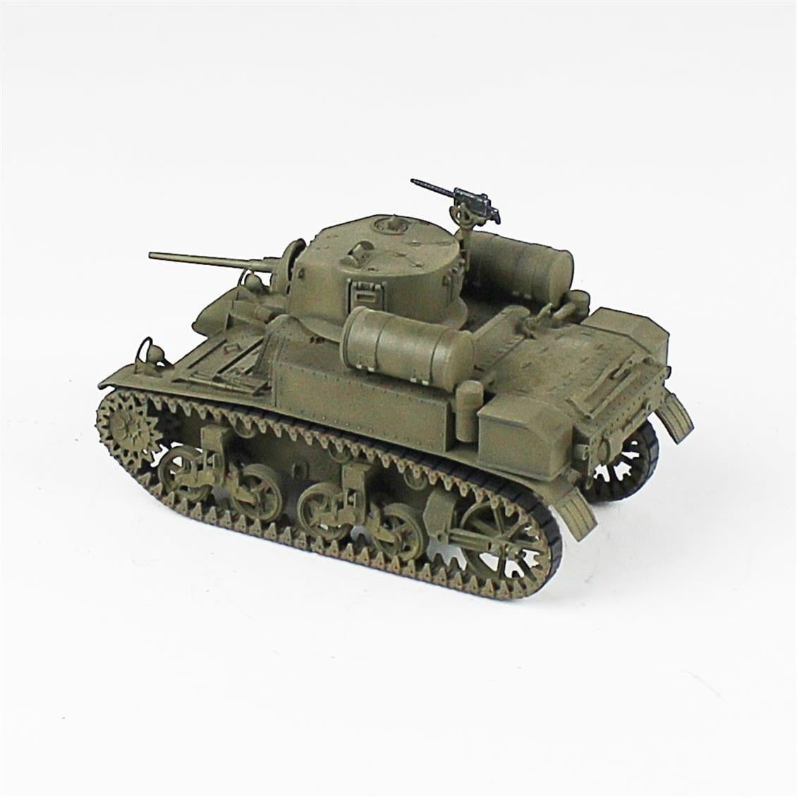 QD240 1/35 M3A1 Stuart, Italeri, Sergilemeye Hazır Plastik Tank Modeli