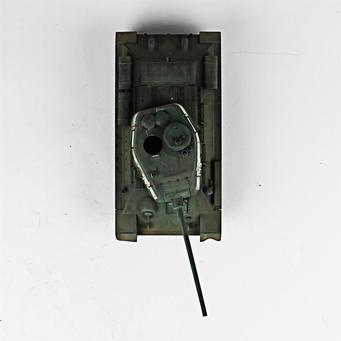 QD244 1/35 T-34/85, Tamiya, Sergilemeye Hazır Plastik Tank Modeli