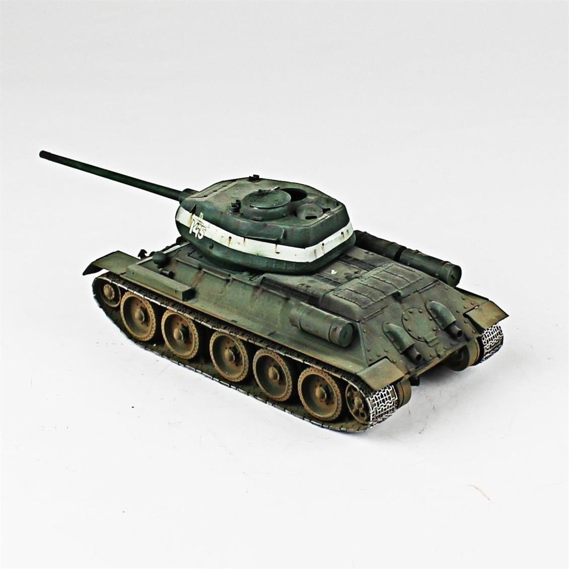 QD244 1/35 T-34/85, Tamiya, Sergilemeye Hazır Plastik Tank Modeli