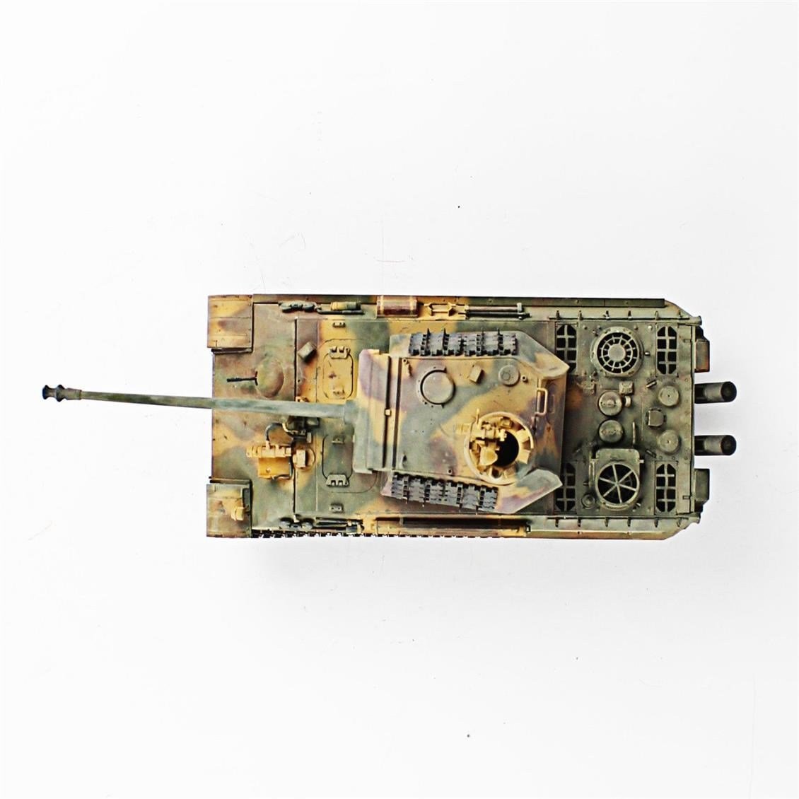QD247 1/35 Panther, Tamiya, Sergilemeye Hazır Plastik Tank Modeli