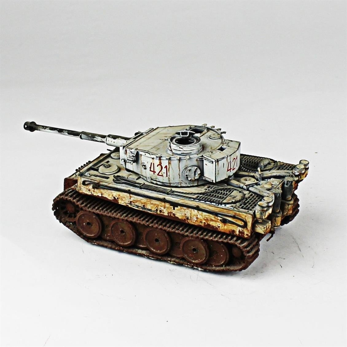 QD251 1/35 Tiger I, Tamiya, Sergilemeye Hazır Plastik Tank Modeli