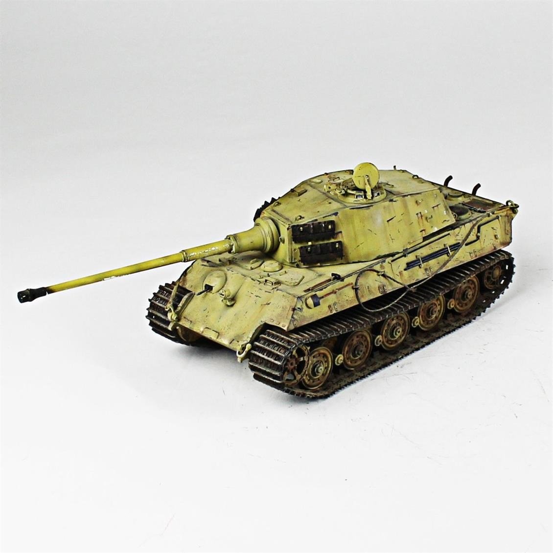 QD252 1/35 King Tiger, Tamiya, Sergilemeye Hazır Plastik Tank Modeli