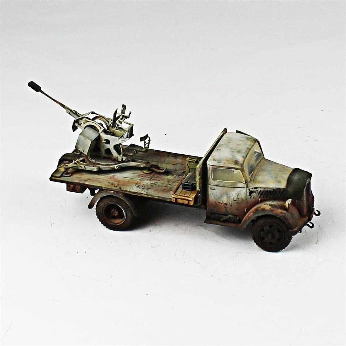 QD253 1/35 Opel Blitz + 37 Flak, Tamiya, Sergilemeye Hazır Plastik Tank Modeli