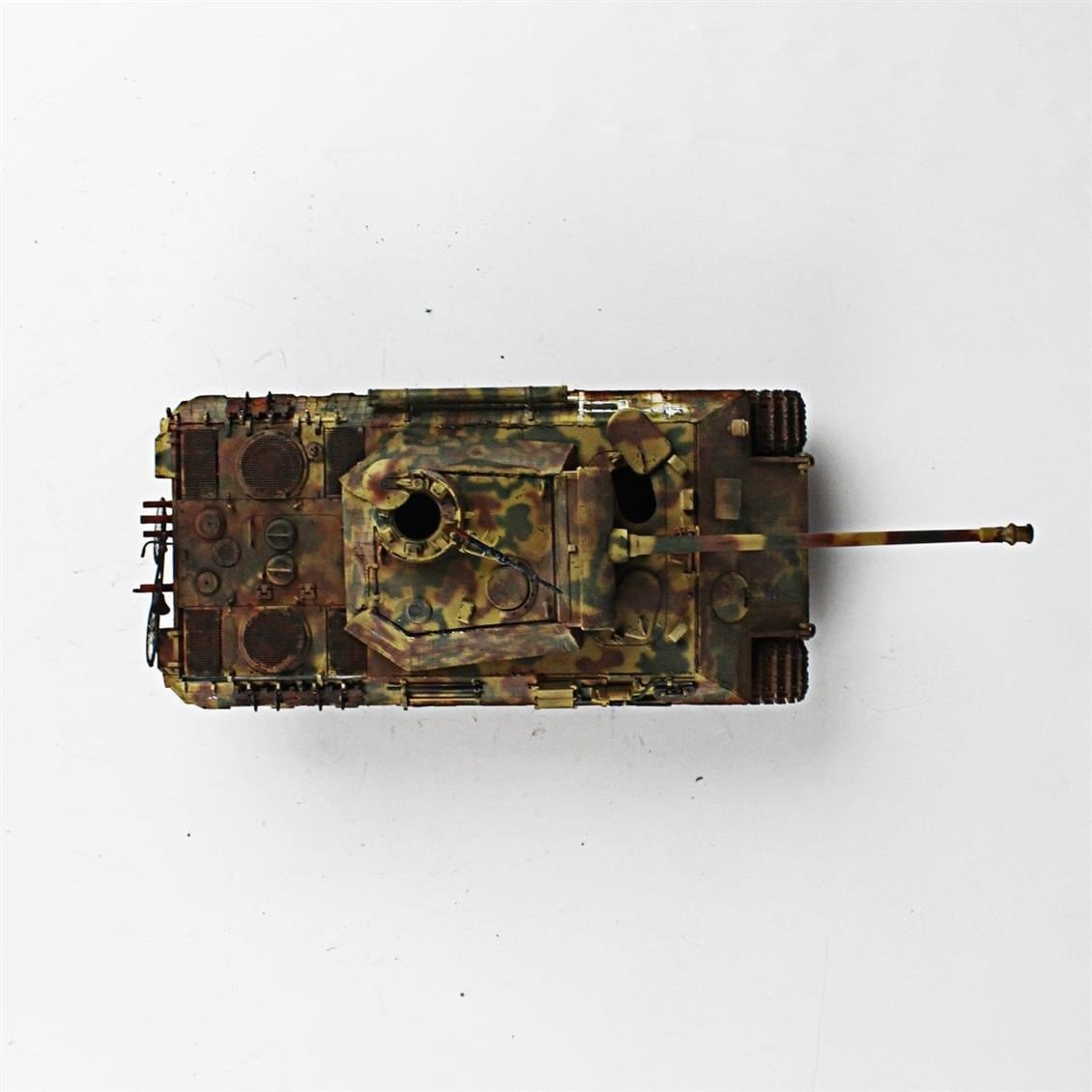 QD257 1/35 Panther, Tamiya, Sergilemeye Hazır Plastik Tank Modeli