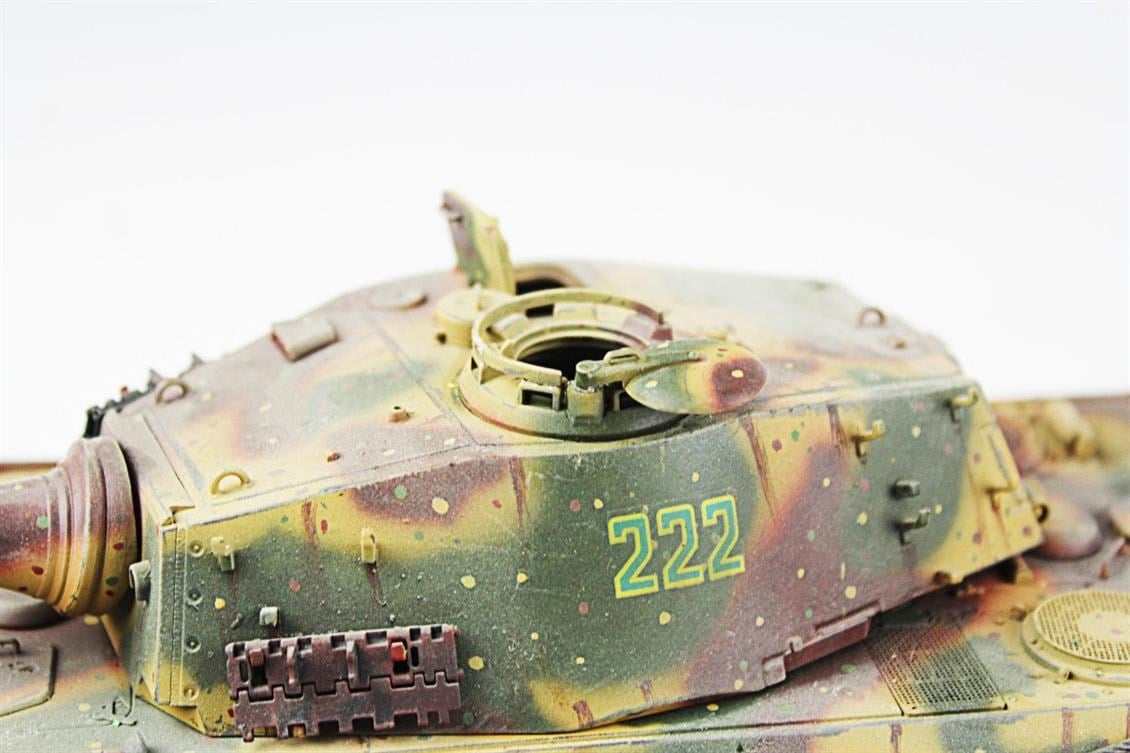 QD259 1/35 King Tiger, Tamiya, Sergilemeye Hazır Plastik Tank Modeli