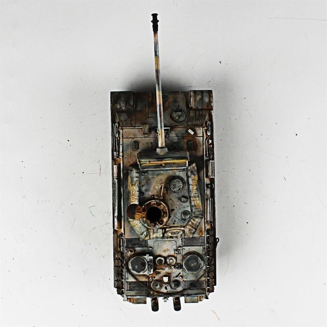 QD260 1/35 Panther, Tamiya, Sergilemeye Hazır Plastik Tank Modeli