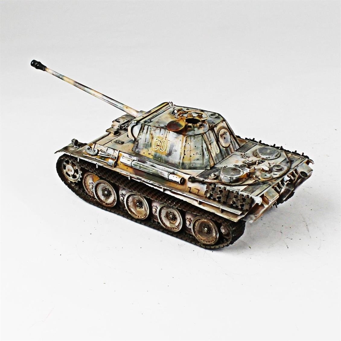 QD260 1/35 Panther, Tamiya, Sergilemeye Hazır Plastik Tank Modeli